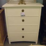 393 4111 CHEST OF DRAWERS
